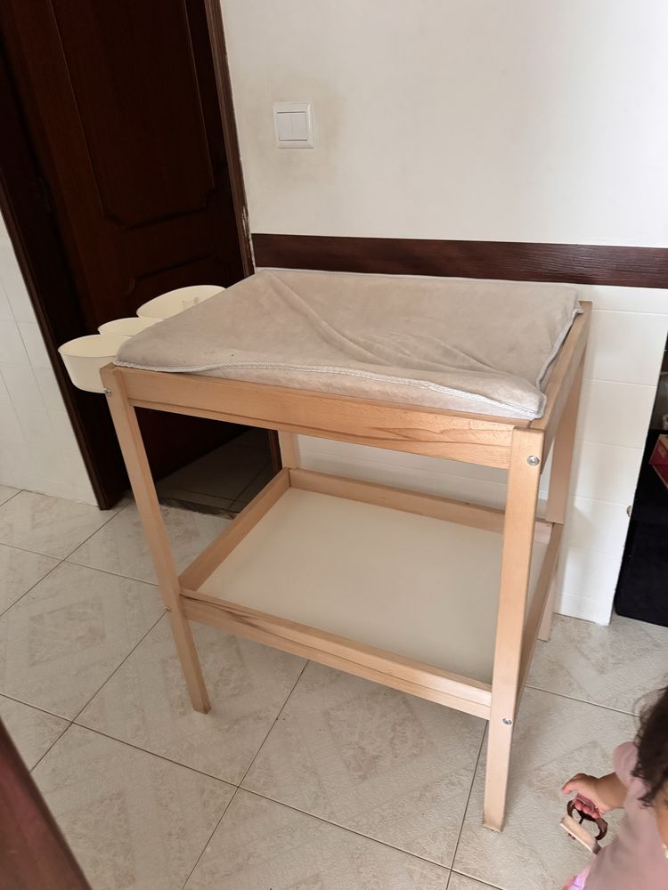 Muda fraldas/Trocador + banheira