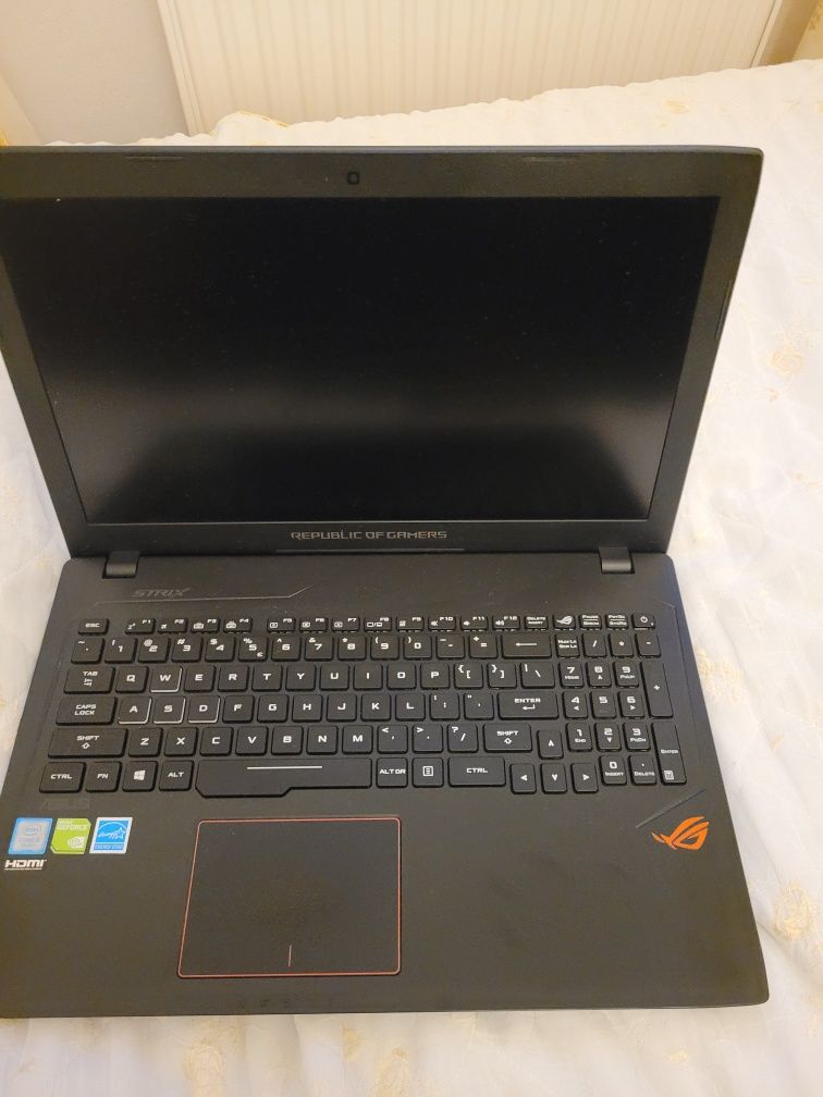 Laptop asus strix gamingowy