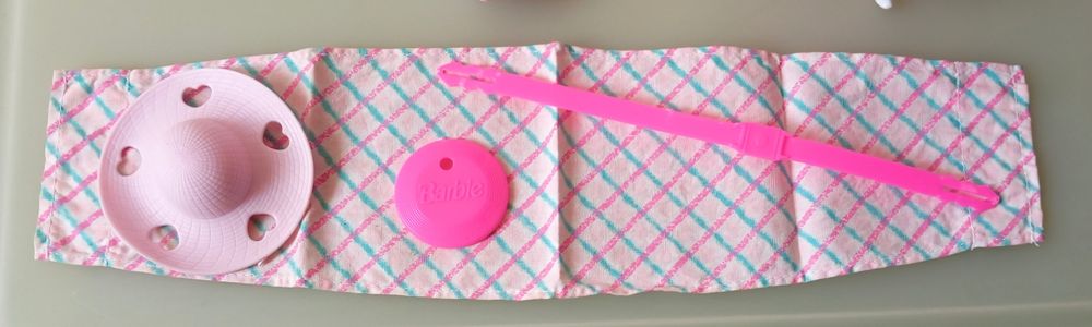 Barbie mini van 1995 acessórios.