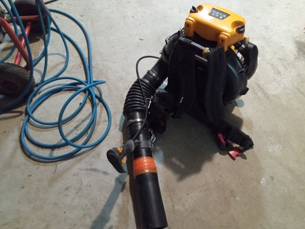 Dmuchawa plecakowa spalinowa Stiga SBP375