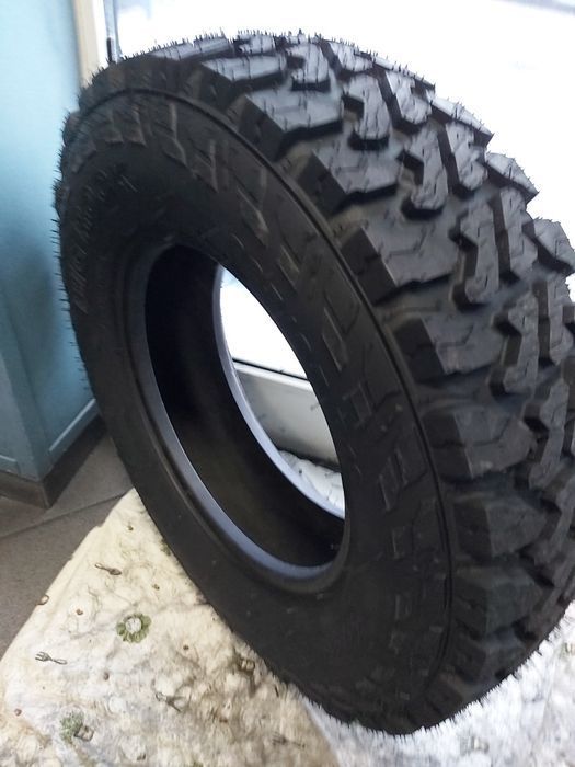 Opony Terenowe 225/85 R16 Wzór Yokohama Geolandar M/T