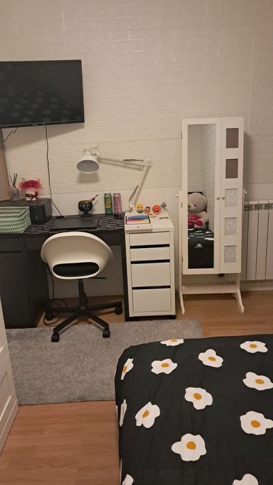 Quarto para arrendar