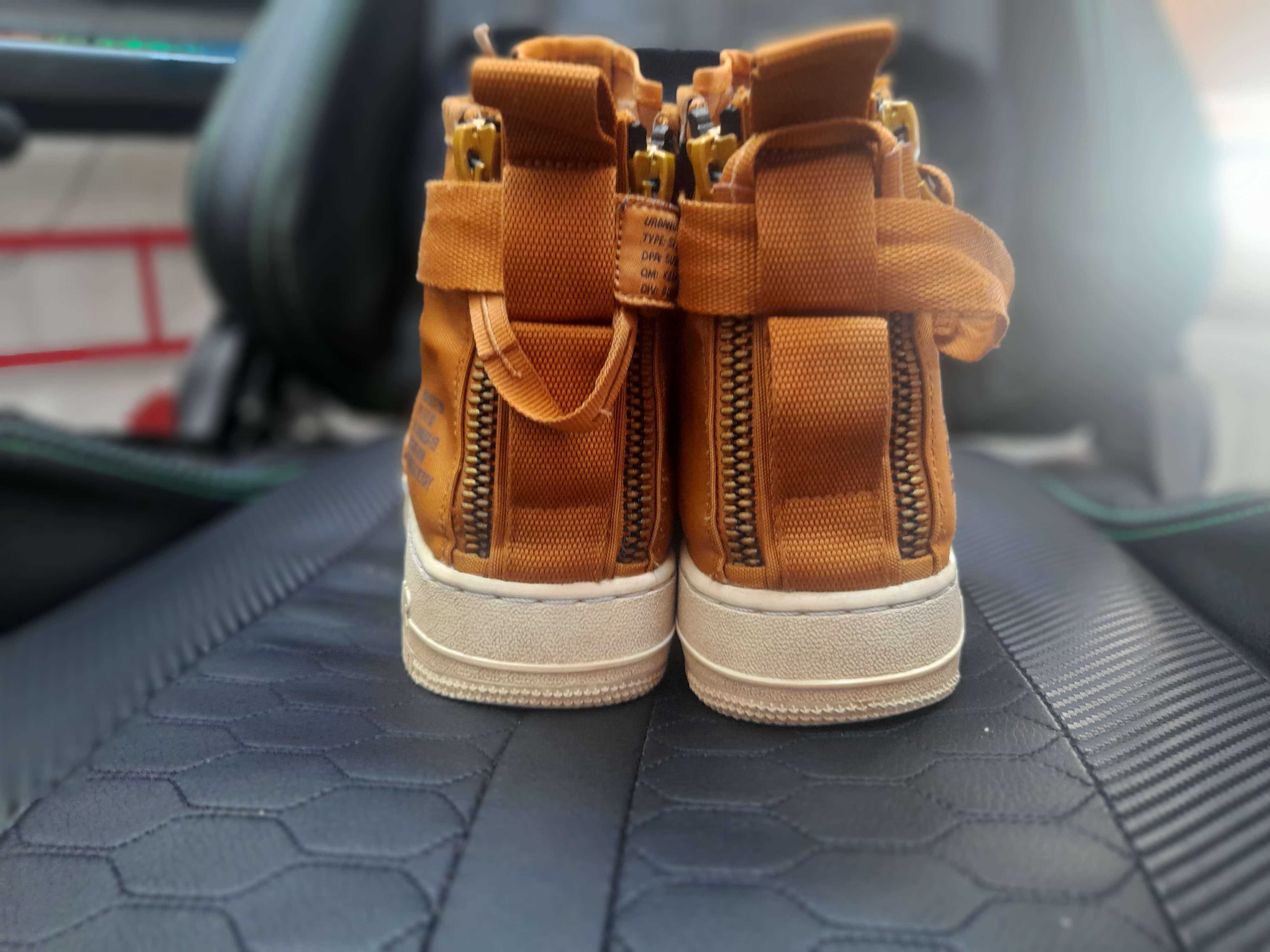 Nike Sf Air Force Mid Brown