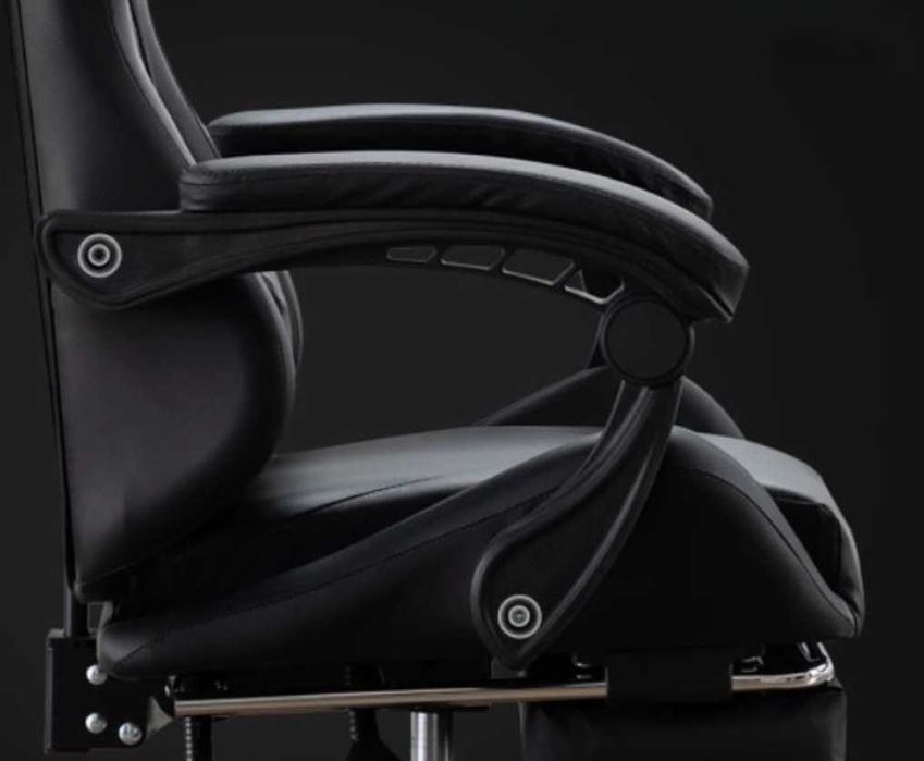 Ігрове геймерське крісло