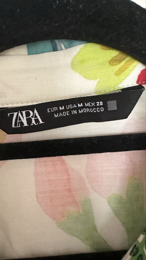 Sukienka ZARA midi w kwiaty. R. M. Stan idealny.