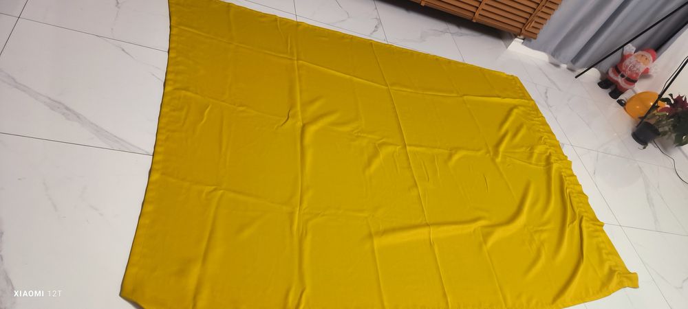 Sprzedam 2szt zasłon musztardowych  227x179