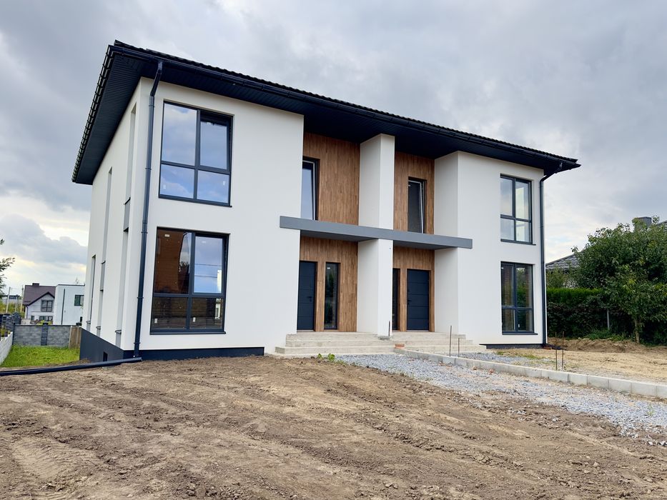 Сучасний котедж на масиві Криниченька, район Зоопарку