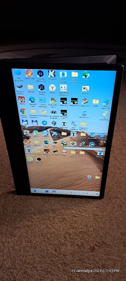 Продам сенсорный Lenovo IWL14 12/512 23 року