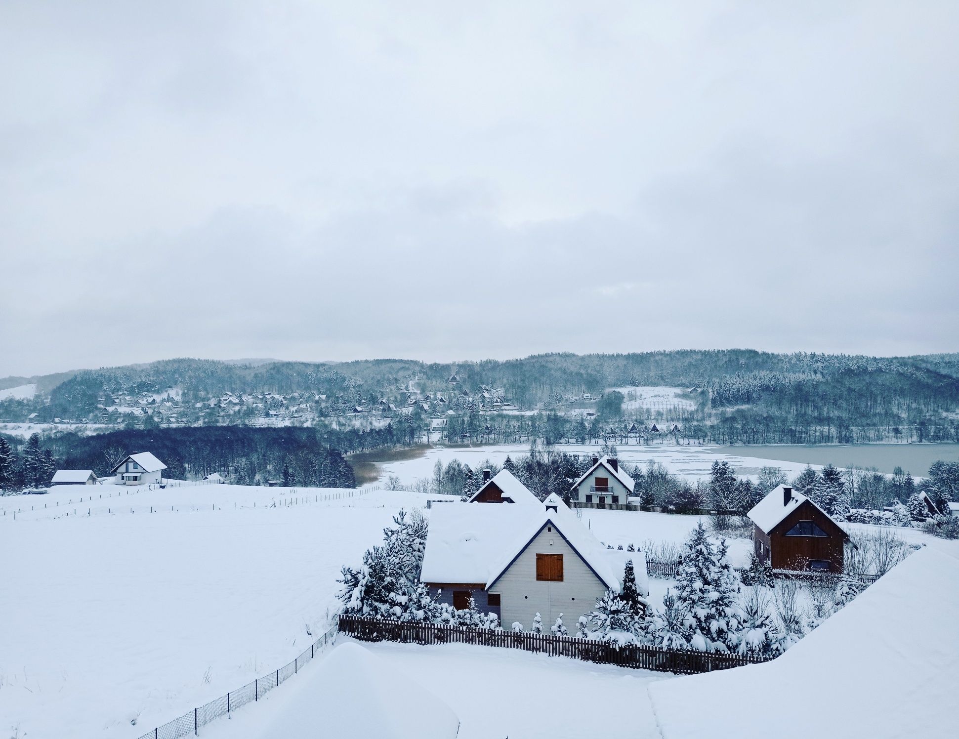 Domek na Kaszubach nad jeziorem z sauna, blisko Wieżyca. Easy Hill