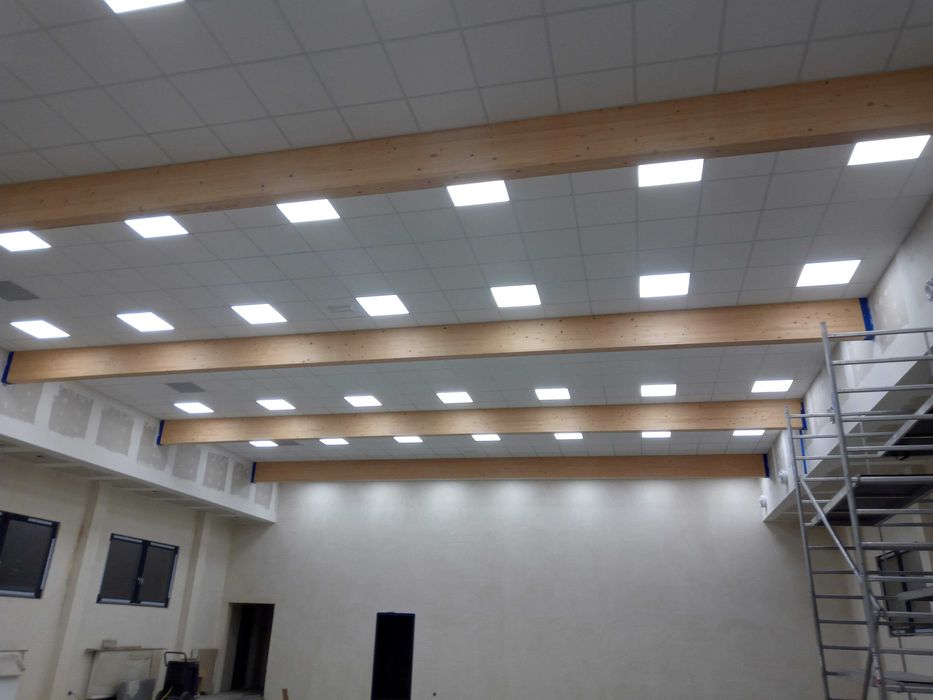 Sufit podwieszany kasetonowy modułowy z montażem Cała Polska