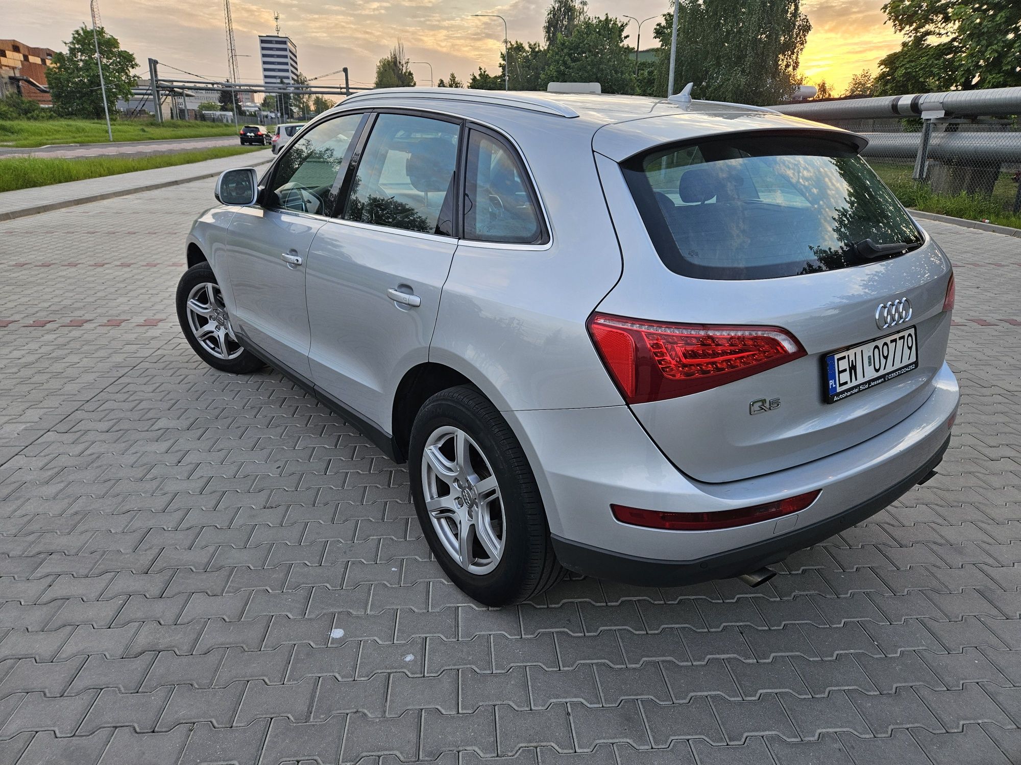 Audi Q5 2.0 tfsi quattro PO NAPRAWIE WADY OLEJOWEJ