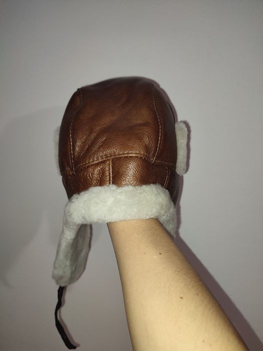 Czapka Uszatka pilotka skórzana