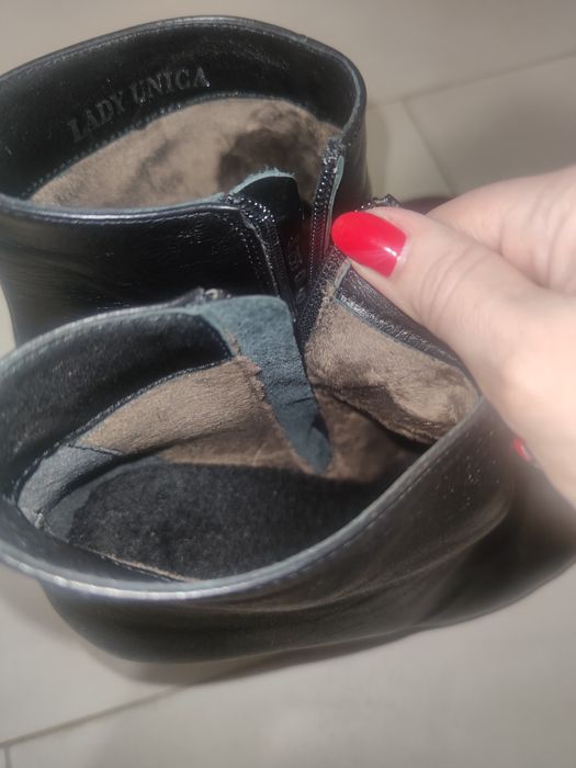 Черевики, ботінки, чорні на каблуку