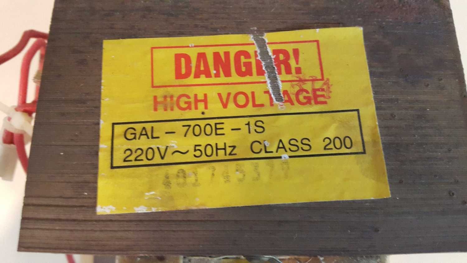 Transformator trafo z mikrofalówki Gal 700E 1S zgrzewarka ogniw