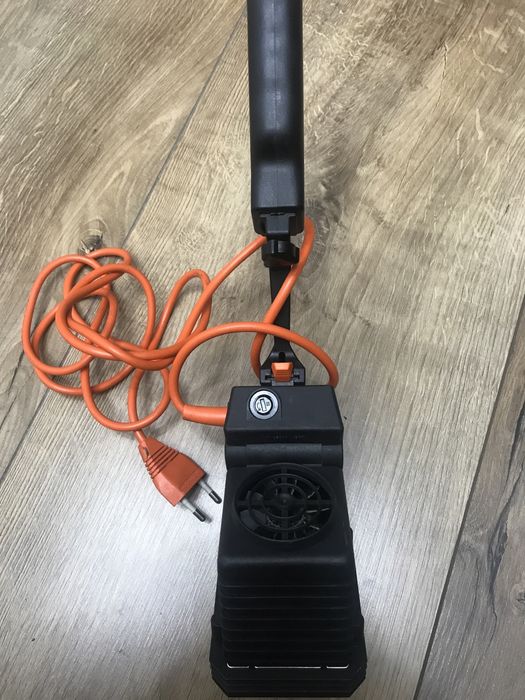 Освітлювальний прилад.