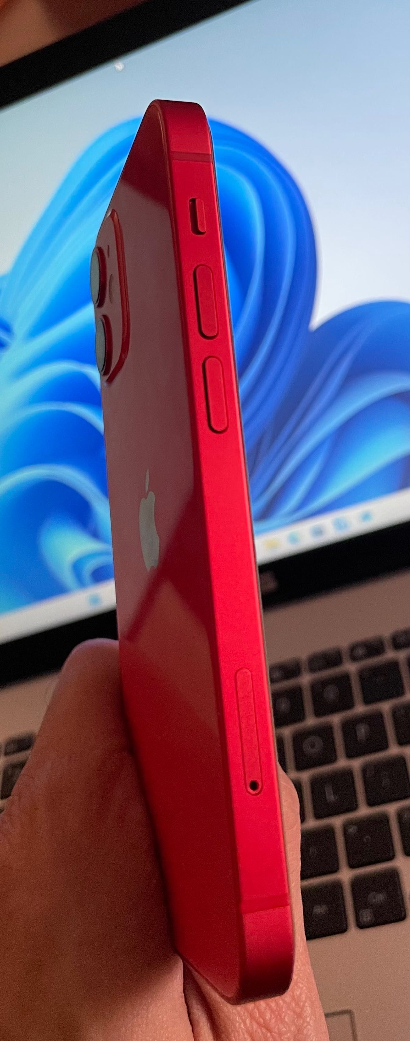 iPhone 12 64GB Product Red Neverlock