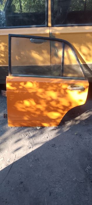 Продам дверь ВАЗ 2101