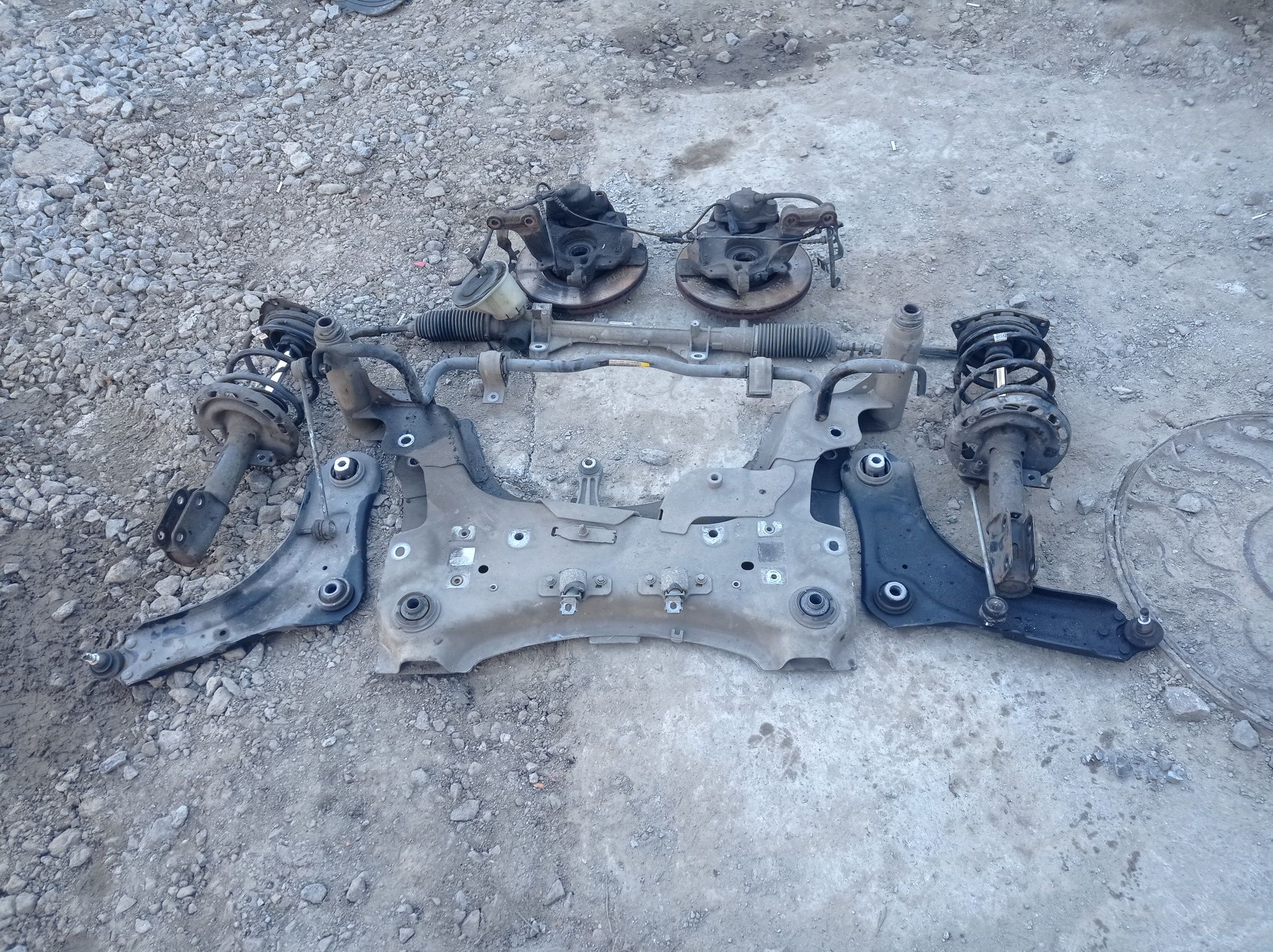 Задня передня  балка ходова Рено Меган 3, 2009-2015 Renault Megane 3