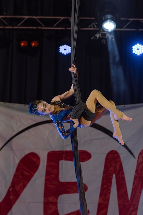 Костюм для повітряної гімнастики