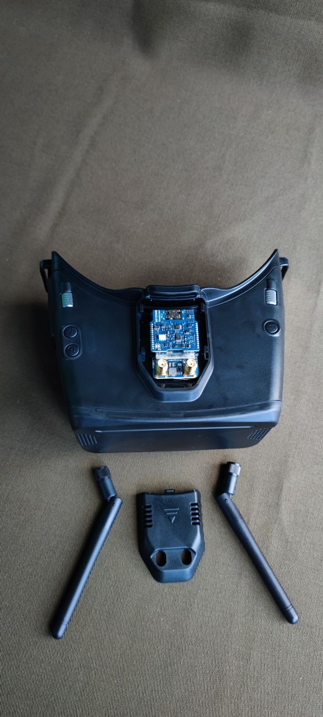 НОВИЙ FPV Шолом Skyzone Cobra X V4 підтримує X,L канали 4.9/5.8/6.0GHz
