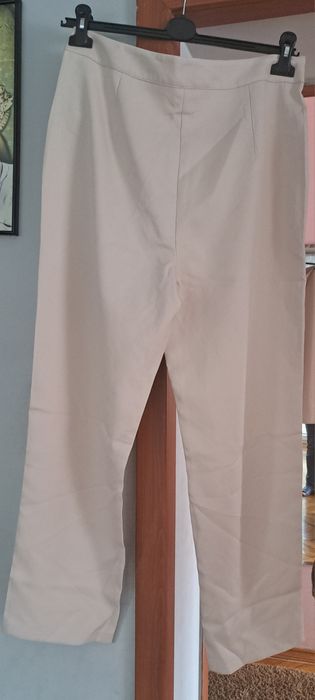 Eleganckie jasne spodnie