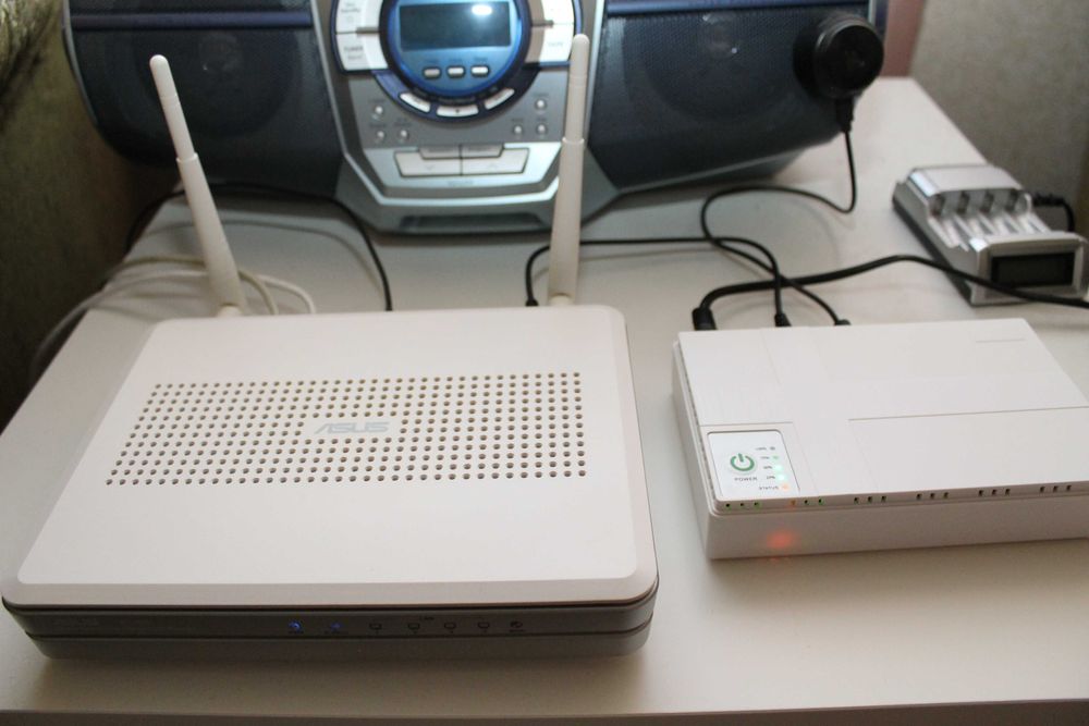 Безперебійник для роутера, UPS, павербанк 10400mAh DC1018P/DC1036P