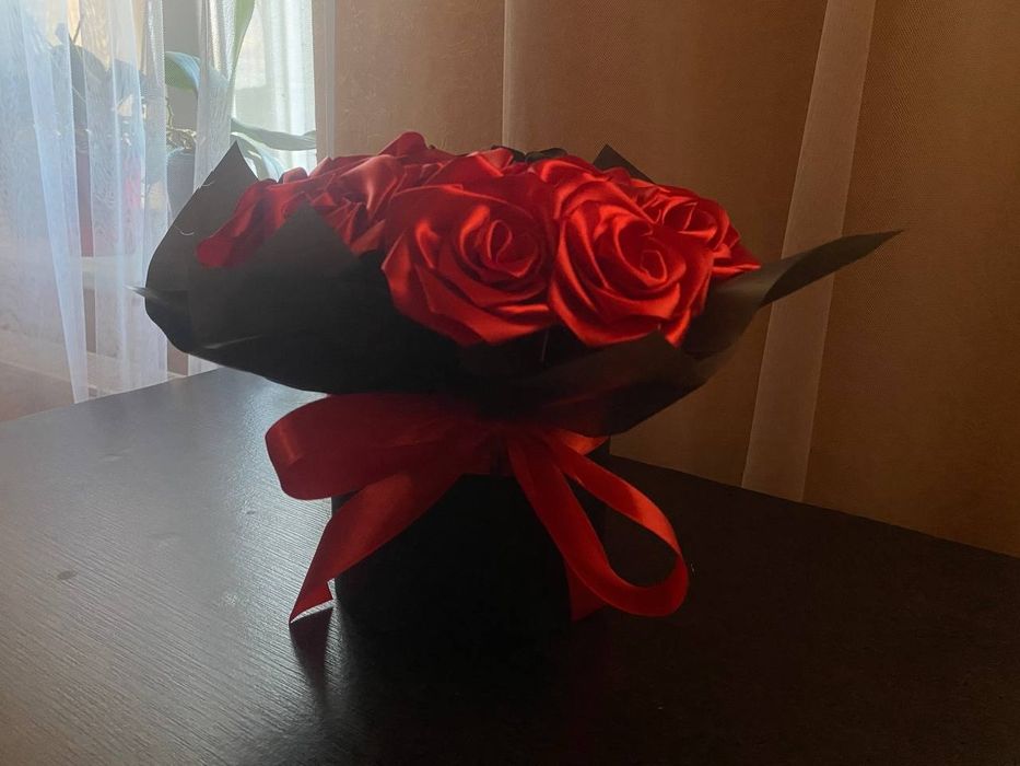 Букет з атласних стрічок