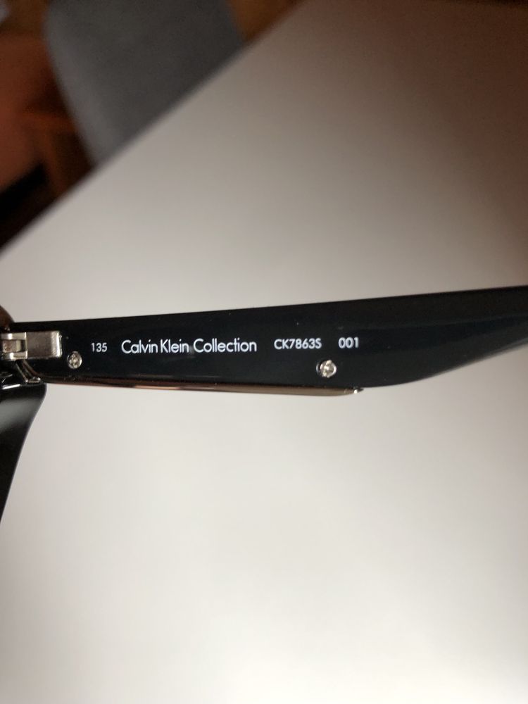 Сонцезахисні окуляри  Calvin Klein