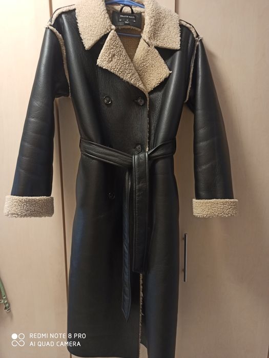 Дубленка очень тёплая и стильная