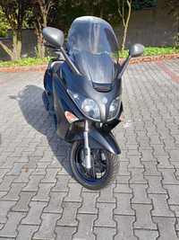 Skuter Piaggio xevo 125  2015