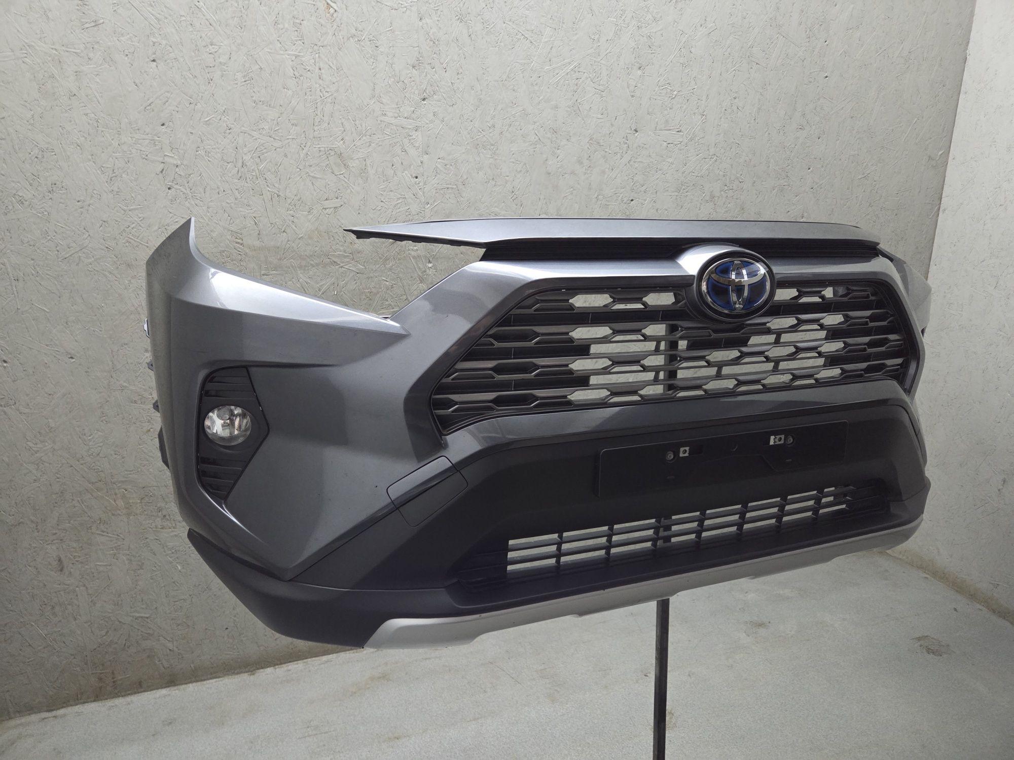 Бампер передній 1g3 Toyota Rav4 XA50 Hybrid xle le limited розборка