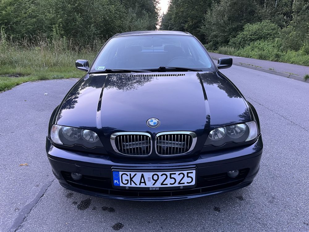 BMW E46 coupé, 2.0L r6