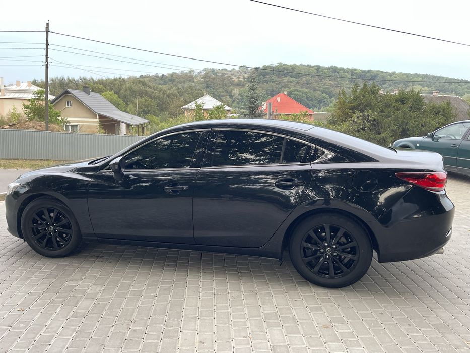 Мазда 6 2015 року