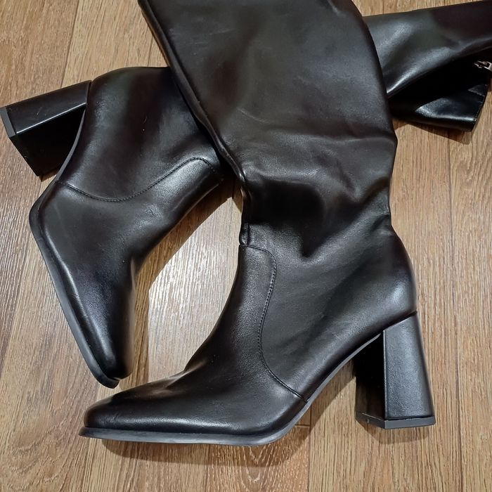 Ботинки женские высокие