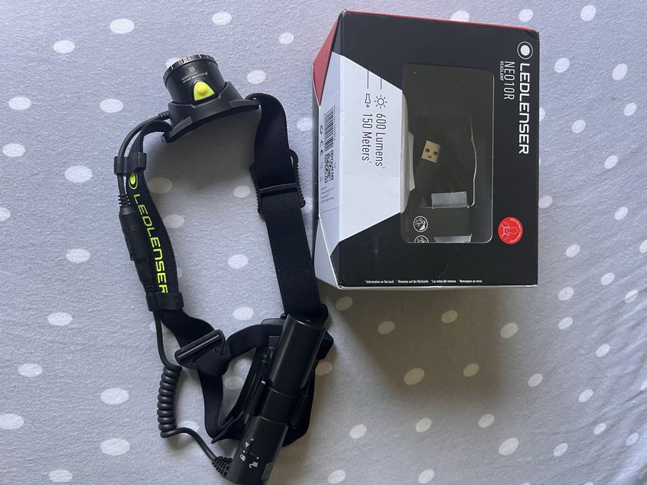 Latarka czołówka Ledlenser Neo 10R