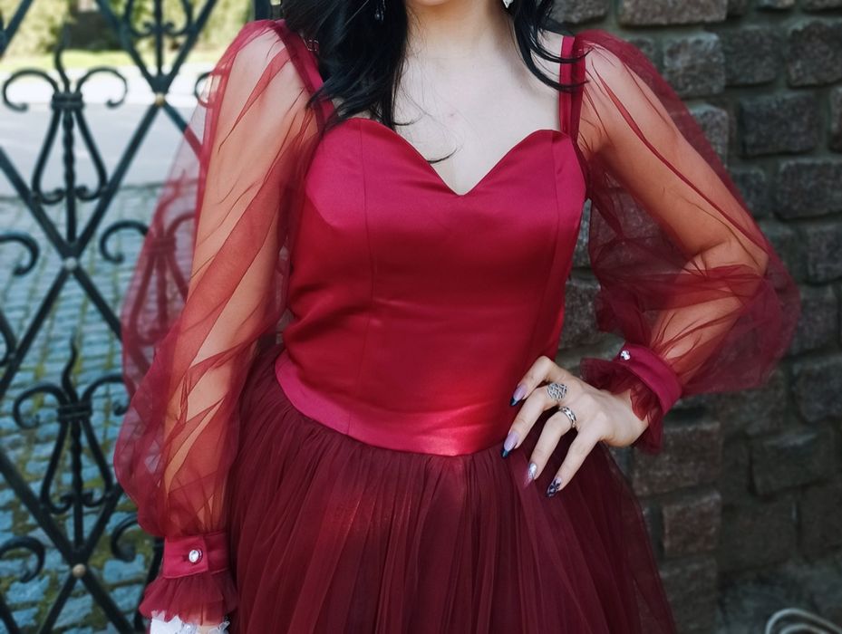 Платье нарядное,вечернее.