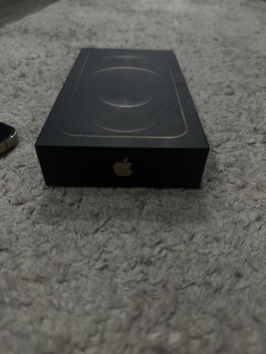 Iphone 12 Pro Dourado