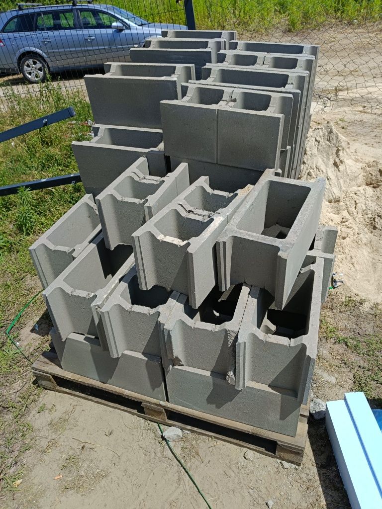 Pustaki szalunkowe / zalewowe 50x24x24
