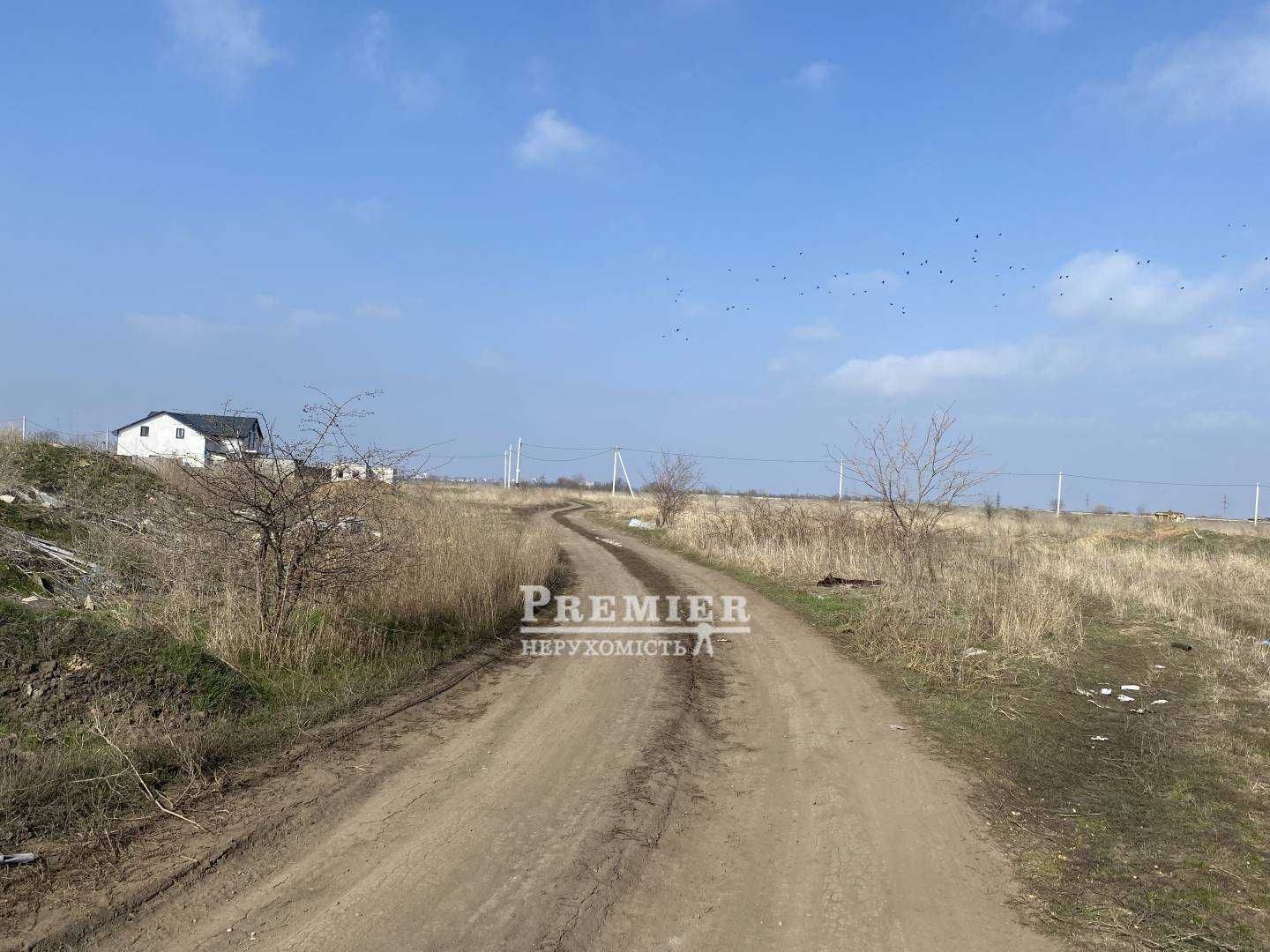 Ділянка 5 соток у Фонтанці. Поряд ТЦ Рів'єра.