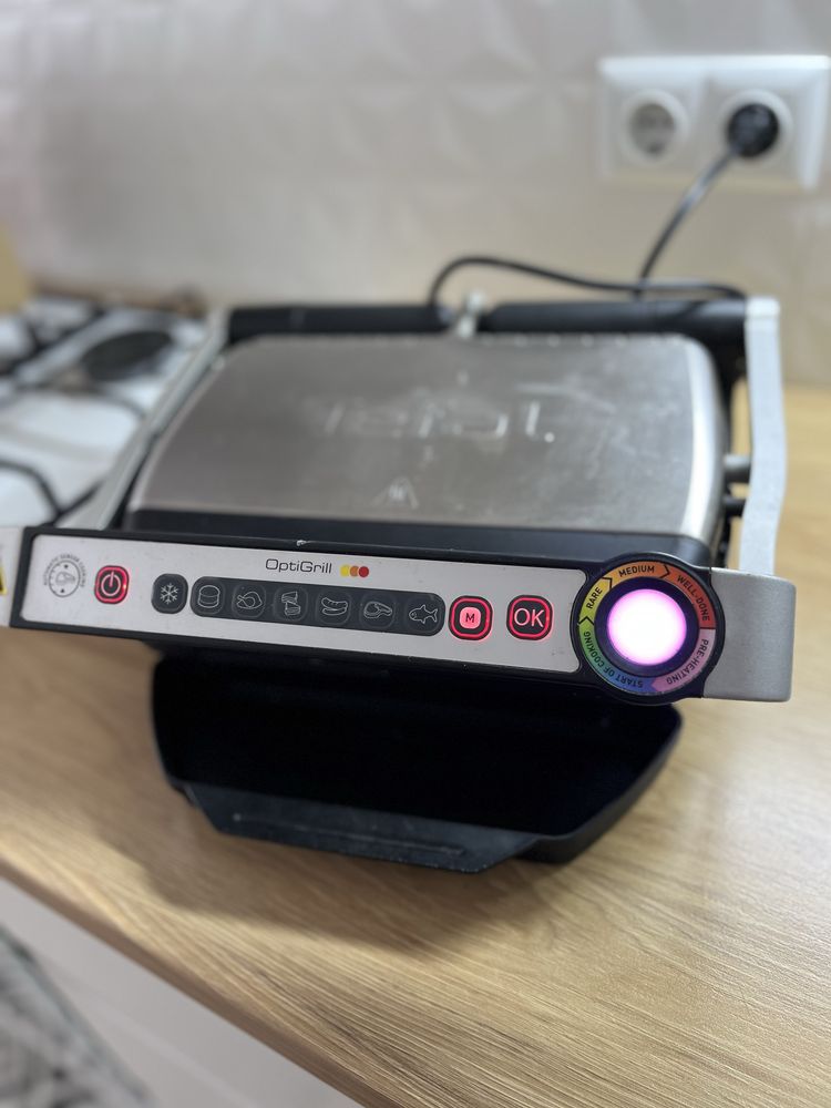 Продам електричний гриль Tefal OptiGrill