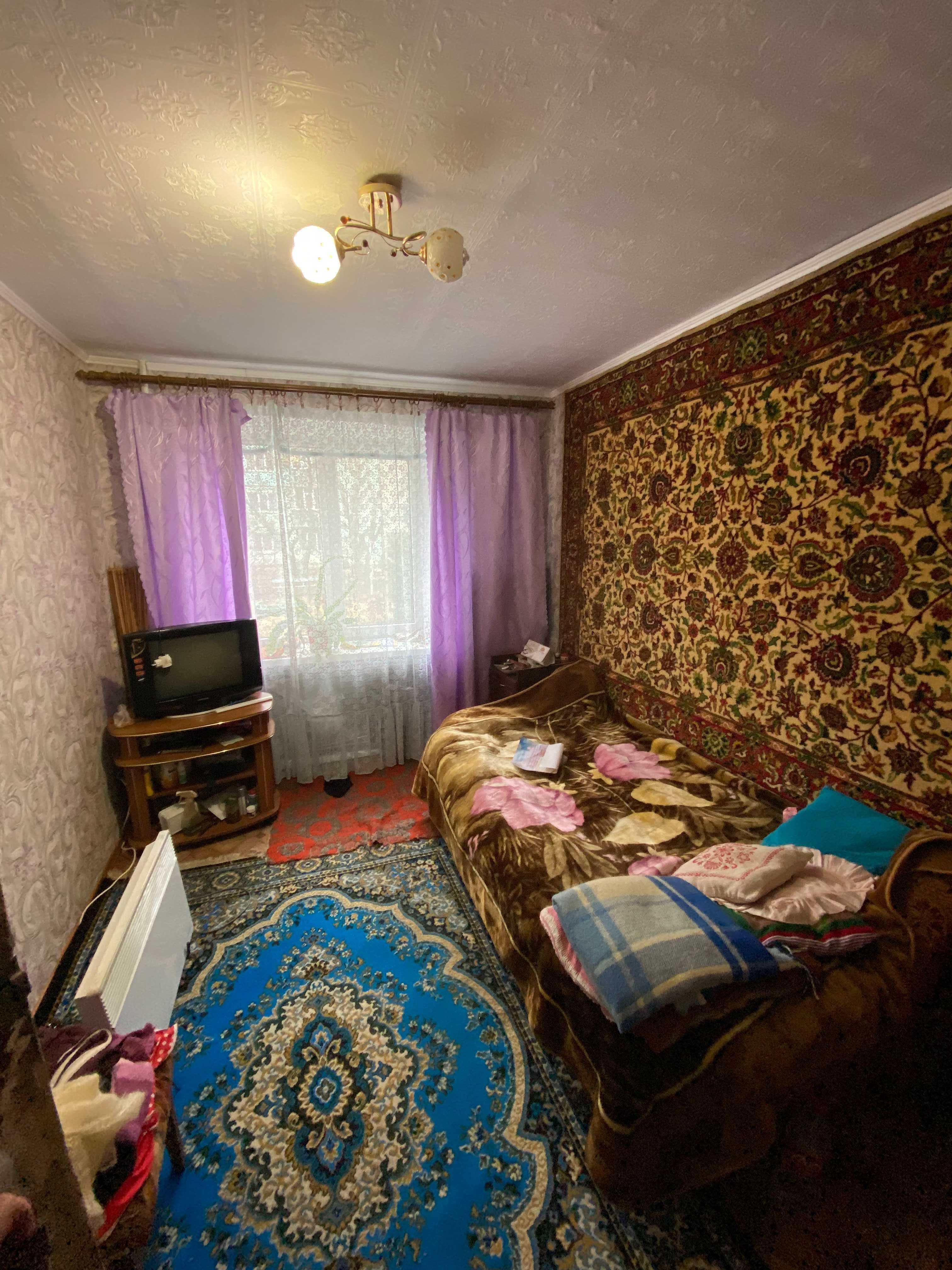 Продам 3 комн. квартиру в п. Эсхар, 1/5. Пл. 64 кв. м