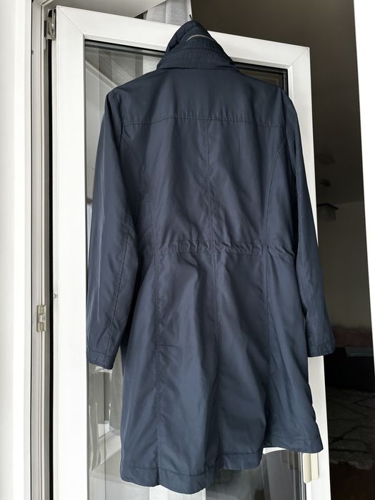 Плащ-парка з потаємним капюшоном, розмір 40