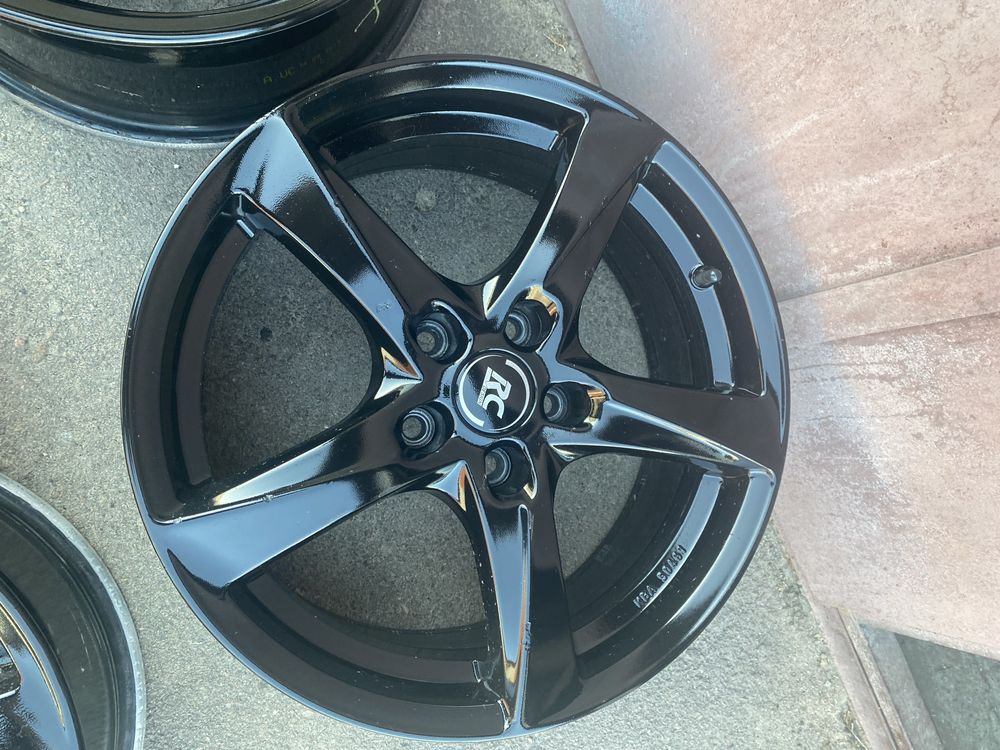R17 5*112 et35 d66,6 VW passat, golf 5,6,7, jetta, touran