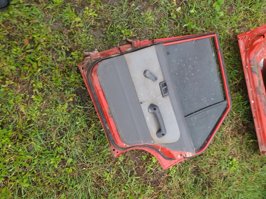 Капот Nissan Sunny N13