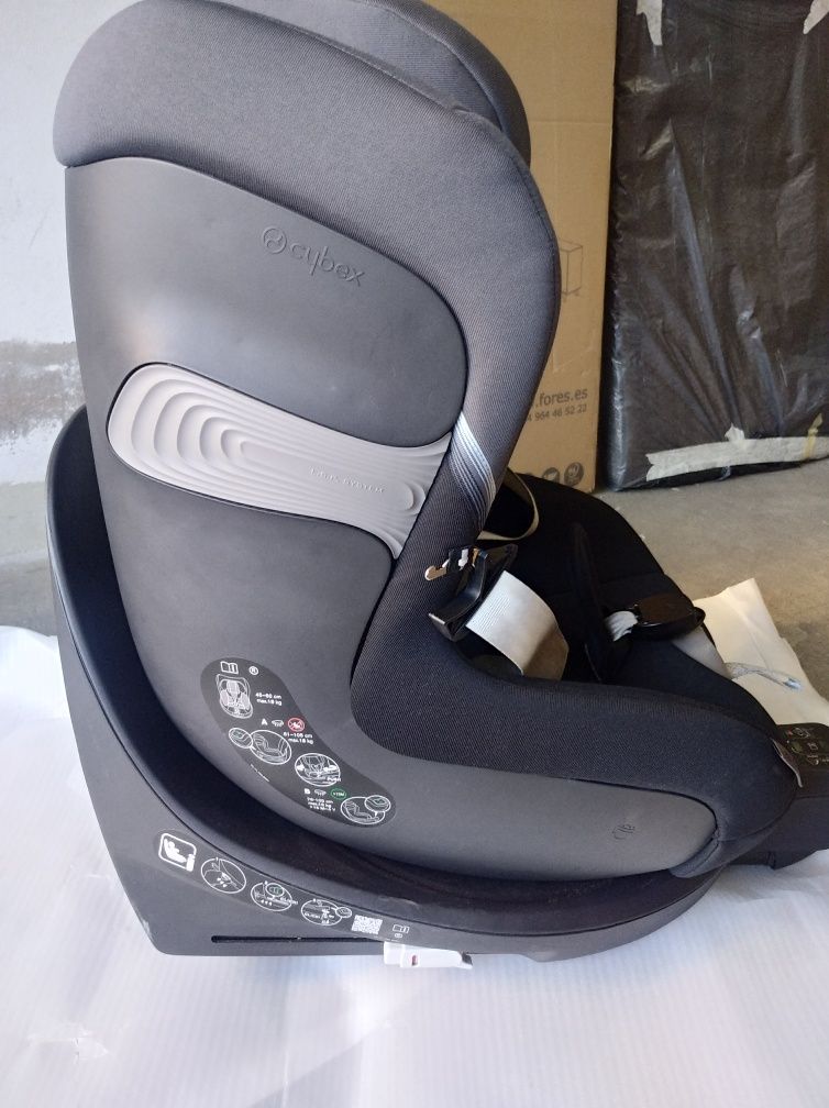 Cadeira Auto Cybex Sirona S2 i-Size com base Isofix – Rotativa 360°