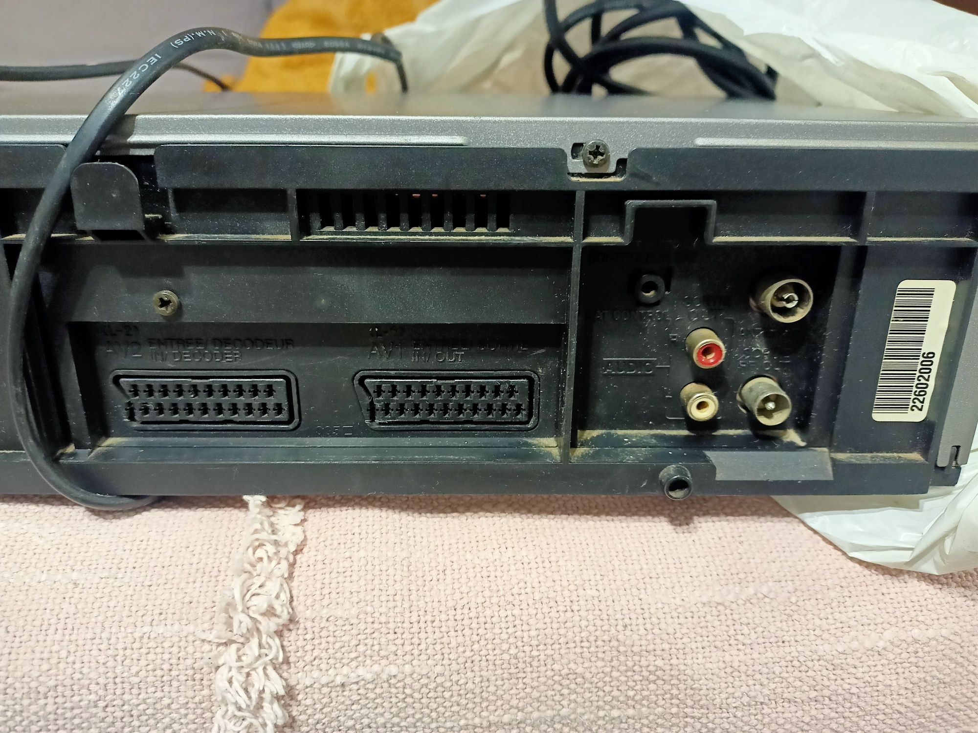 JVS HR-J670EU magnetowid.