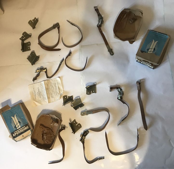 Крепление для основания лыжного снаряжения