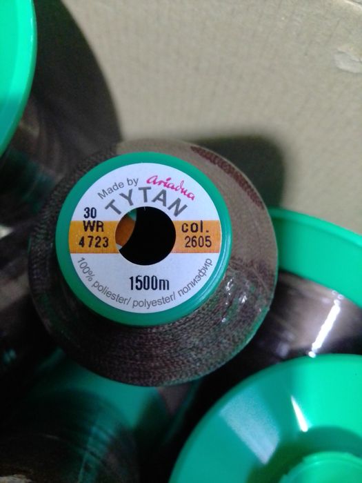 Нитка  Tytan ( Польща) поліестер Polyart( Туреччина)