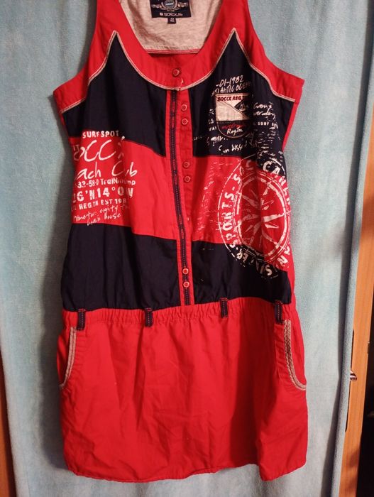 Większa styl sportowe sukienka