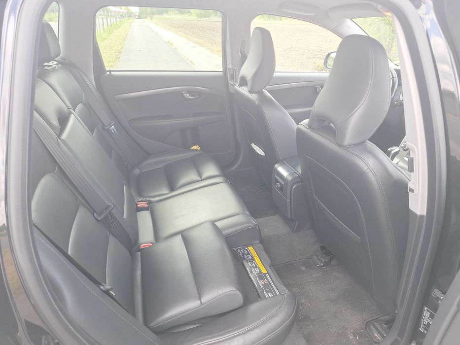 Volvo V70 2.0D 180KM